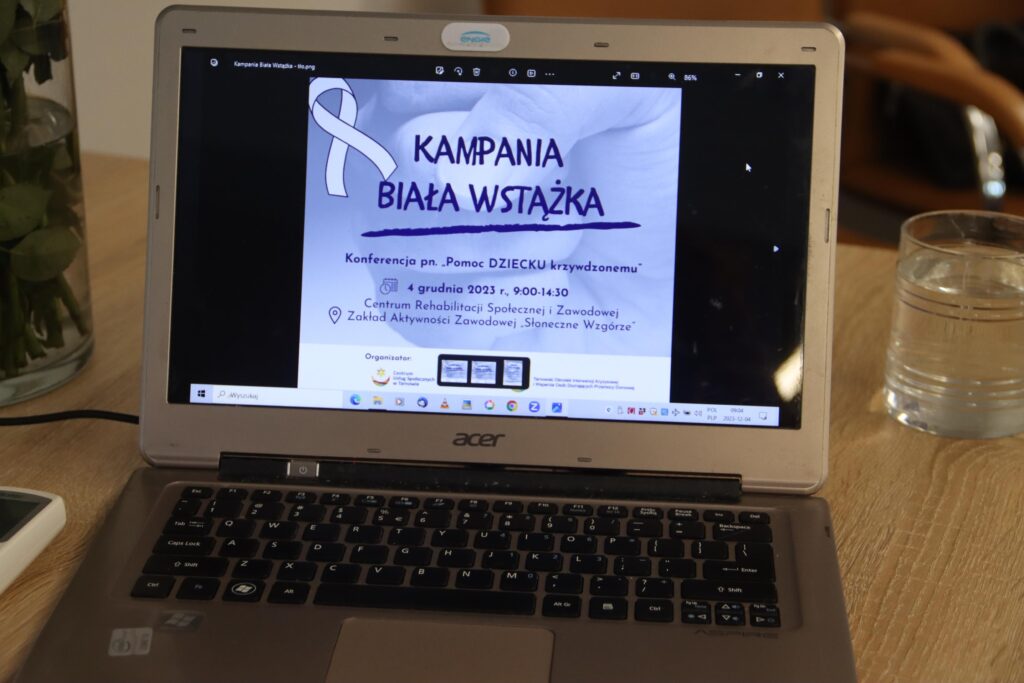 0-Copy-1024x683 Kampania „Biała Wstążka” w Tarnowie pod hasłem „Pomoc dziecku krzywdzonemu”