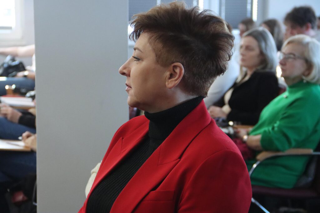 6-Copy-1-1024x683 Kampania „Biała Wstążka” w Tarnowie pod hasłem „Pomoc dziecku krzywdzonemu”