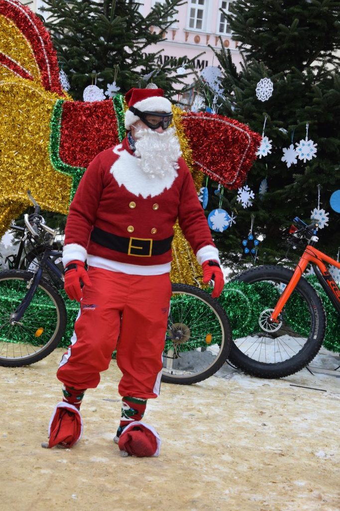 DSC_1568-Copy-683x1024 Mikołaje na rowerach i hulajnogach