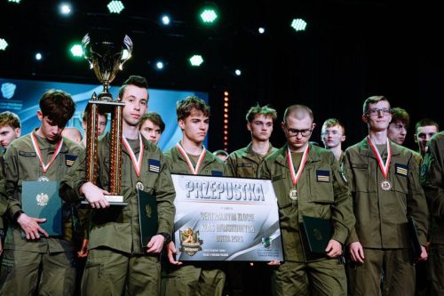 651188648_1302904338555008_8889321769201587201_n Gdy wiedza, praktyka idą w parze są sukcesy- XVI LO w Tarnowie