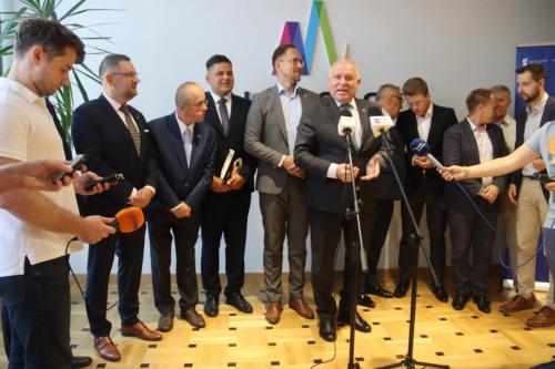 1 Konferencja prasowa: 24,5 mln dla Tarnowa