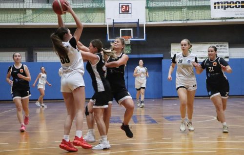 4a-copy 2 Liga Kobiet. MKS Pałac Młodzieży Tarnów vs UKS ŻAK Nowy Sącz