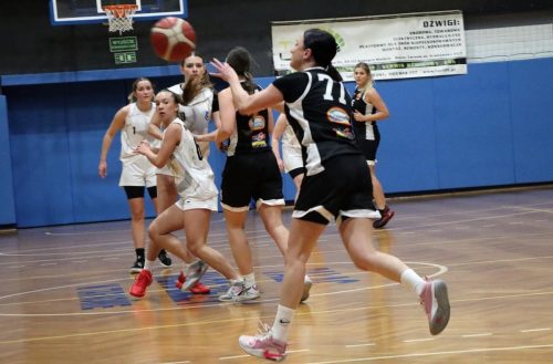 5a-copy 2 Liga Kobiet. MKS Pałac Młodzieży Tarnów vs UKS ŻAK Nowy Sącz