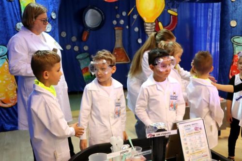 23-copy Mali odkrywcy i wielka przygoda z nauką w Przedszkolu nr 32 w Tarnowie