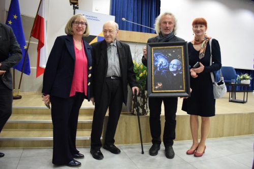 dsc-1500-copy Jubileusz 90. urodzin Księdza Profesora Michała Hellera - Akademia Tarnowska