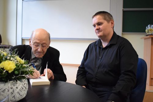 dsc-1577-copy Jubileusz 90. urodzin Księdza Profesora Michała Hellera - Akademia Tarnowska