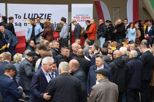 11b-copy Spotkajmy się pod jedną flagą – Szymon Hołownia w Tarnowie