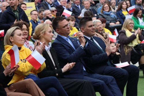 1a-copy Spotkajmy się pod jedną flagą – Szymon Hołownia w Tarnowie