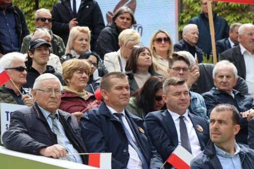 24-copy Spotkajmy się pod jedną flagą – Szymon Hołownia w Tarnowie