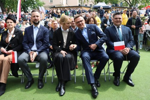 3b-copy Spotkajmy się pod jedną flagą – Szymon Hołownia w Tarnowie