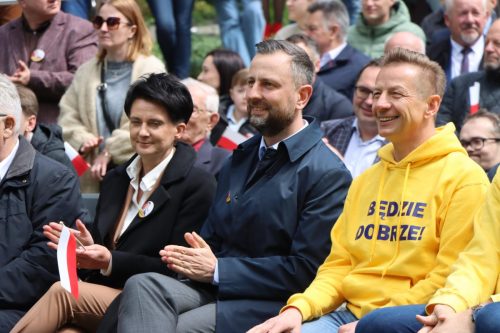 8a-copy Spotkajmy się pod jedną flagą – Szymon Hołownia w Tarnowie