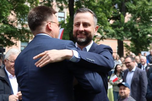 8b-copy Spotkajmy się pod jedną flagą – Szymon Hołownia w Tarnowie