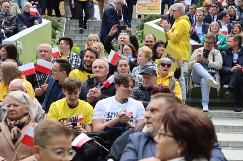 9-copy Spotkajmy się pod jedną flagą – Szymon Hołownia w Tarnowie