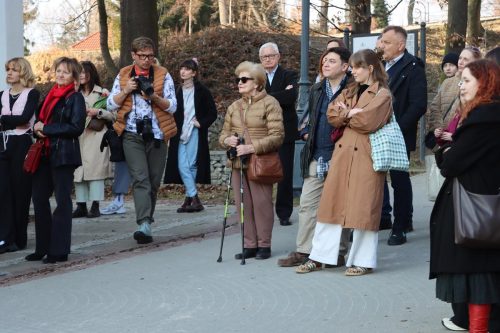 11 O wystawie „Dom Istot Wielu” Michała Tokarza