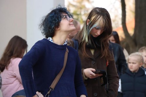 12 O wystawie „Dom Istot Wielu” Michała Tokarza