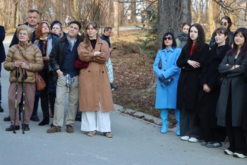 15 O wystawie „Dom Istot Wielu” Michała Tokarza