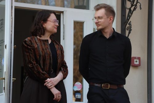 2 O wystawie „Dom Istot Wielu” Michała Tokarza