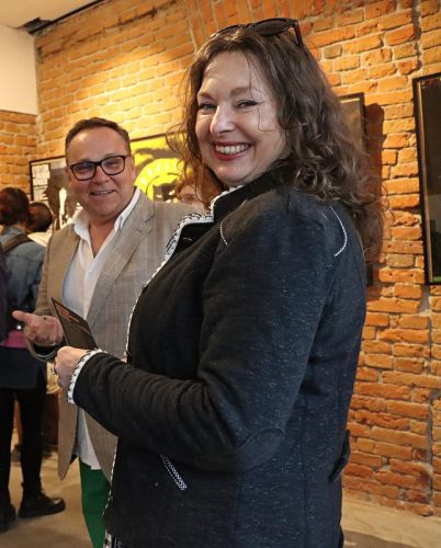 img-9022-edytowano-copy Kalejdoskop kobiecości i natury. Plakaty Moniki Starowicz w Galerii Bema 20