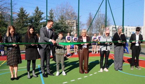 2-copy „Nowoczesne boisko dla uczniów – inwestycja w zdrowie, rozwój i bezpieczną przyszłość młodych tarnowian”