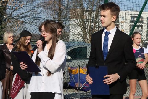 3-copy „Nowoczesne boisko dla uczniów – inwestycja w zdrowie, rozwój i bezpieczną przyszłość młodych tarnowian”