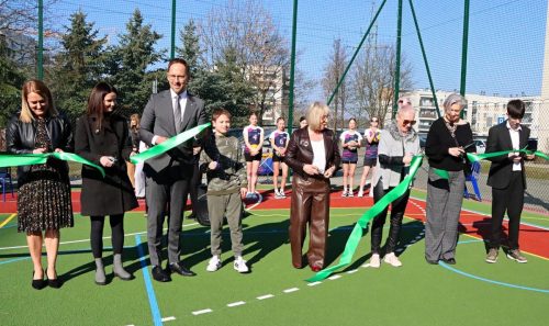 9-copy „Nowoczesne boisko dla uczniów – inwestycja w zdrowie, rozwój i bezpieczną przyszłość młodych tarnowian”