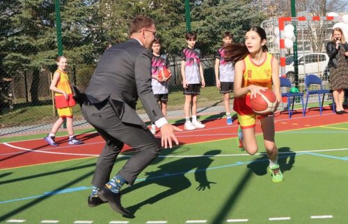 img-8825-edytowano-copy „Nowoczesne boisko dla uczniów – inwestycja w zdrowie, rozwój i bezpieczną przyszłość młodych tarnowian”