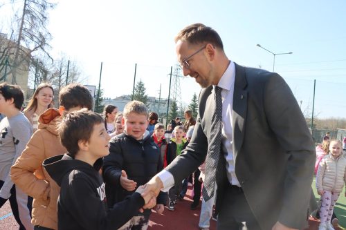 img-8891-copy „Nowoczesne boisko dla uczniów – inwestycja w zdrowie, rozwój i bezpieczną przyszłość młodych tarnowian”