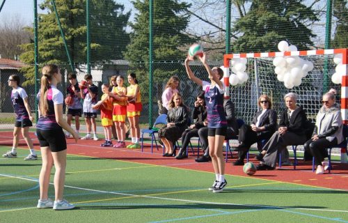 img-9568-edytowano-copy „Nowoczesne boisko dla uczniów – inwestycja w zdrowie, rozwój i bezpieczną przyszłość młodych tarnowian”