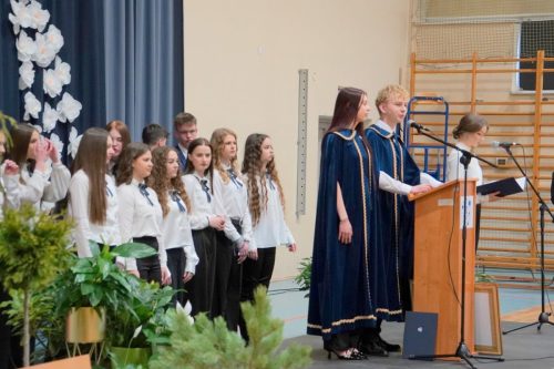 JUB-09-Kopiowanie Szkoła z historią, planem i kierunkiem