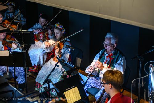 SLASK37 Koncert Zespołu Pieśni i Tańca „Śląsk” w CSM w Tarnowie