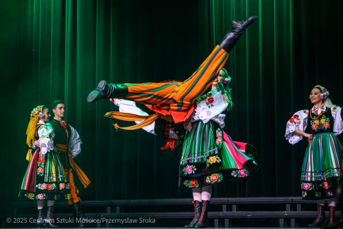 SLASK398 Koncert Zespołu Pieśni i Tańca „Śląsk” w CSM w Tarnowie