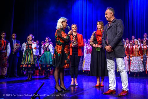 SLASK471 Koncert Zespołu Pieśni i Tańca „Śląsk” w CSM w Tarnowie