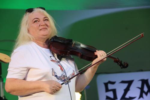 15-copy Zespół The Coton na Starówce