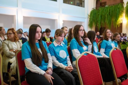 WUM19012026WLD0007_2 Uczniowie z Mikołajowic zwycięzcami IV Ligi Debat Oksfordzkich