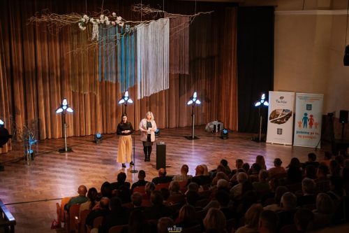 Spotkanie-w-Domu-Kultury-w-Tuchowie-fot-DK-Tuchow-04 Nie oceniajmy – starajmy się zrozumieć