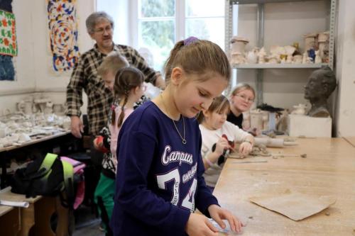 15 Zimowe półkolonie w Pałacu Młodzieży – kreatywne ferie dla dzieci