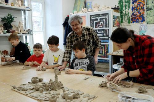 3 Zimowe półkolonie w Pałacu Młodzieży – kreatywne ferie dla dzieci