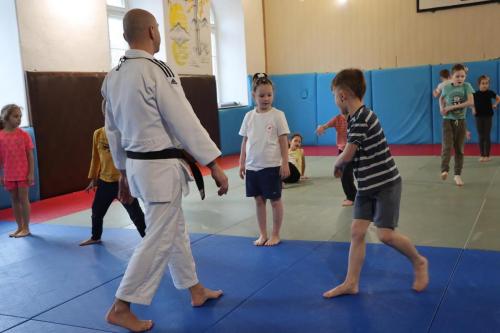 5 Zimowe półkolonie w Pałacu Młodzieży – kreatywne ferie dla dzieci