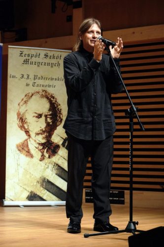 1-copy IX Międzynarodowy Festiwal "Ambasador Tarnowa Krystian Tkaczewski i Jego Goście" rozpoczęty