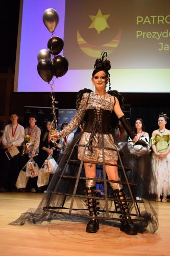 dsc-1181-copy Młodzieżowy Tarnowski Festiwal Fryzjerski