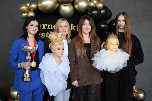 dsc-1414-copy Młodzieżowy Tarnowski Festiwal Fryzjerski