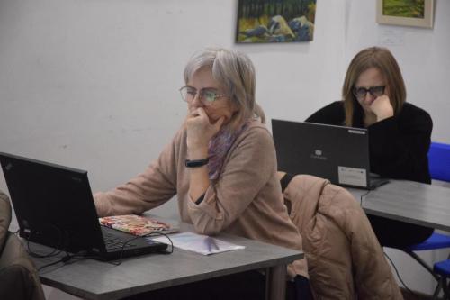 6-copy „Rodzinne historie w cyfrowym świecie” – warsztaty komputerowe dla seniorów