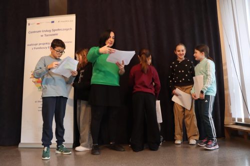 img-0098-copy Teatr, który rozwija. Warsztaty Teatralne w projekcie „PoMOCNY Tarnów”