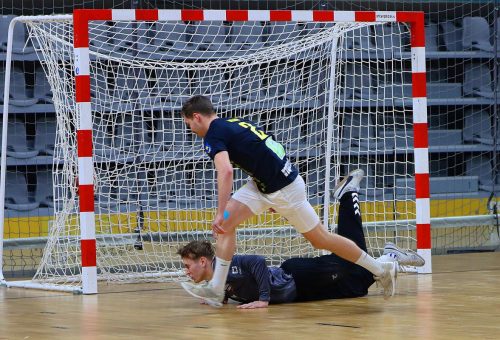 10-copy Spotkanie sparingowe Handball Pałac Tarnów vs AZS AGH Kraków. Wynik 28:35
