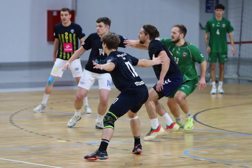 19-copy Spotkanie sparingowe Handball Pałac Tarnów vs AZS AGH Kraków. Wynik 28:35