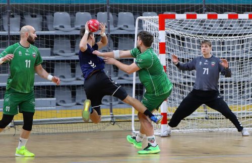5d Spotkanie sparingowe Handball Pałac Tarnów vs AZS AGH Kraków. Wynik 28:35