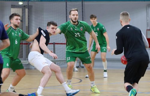 img-4275-edytowano-copy Spotkanie sparingowe Handball Pałac Tarnów vs AZS AGH Kraków. Wynik 28:35