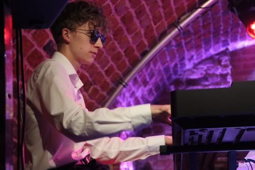 656853142_1362526059239753_7561998636305522216_n Rock Koncert – młodzi przejęli scenę, by pomagać