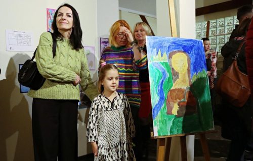 img-9094-edytowano-copy-copy Wystawa semestralna Studio Art „Kropka, Kreska, Plama” w TCK