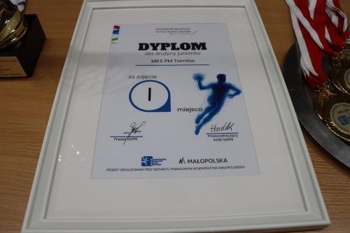 img-1575-copy MKS PM Tarnów mistrzem Małopolski Juniorów – 8. tytuł z rzędu!